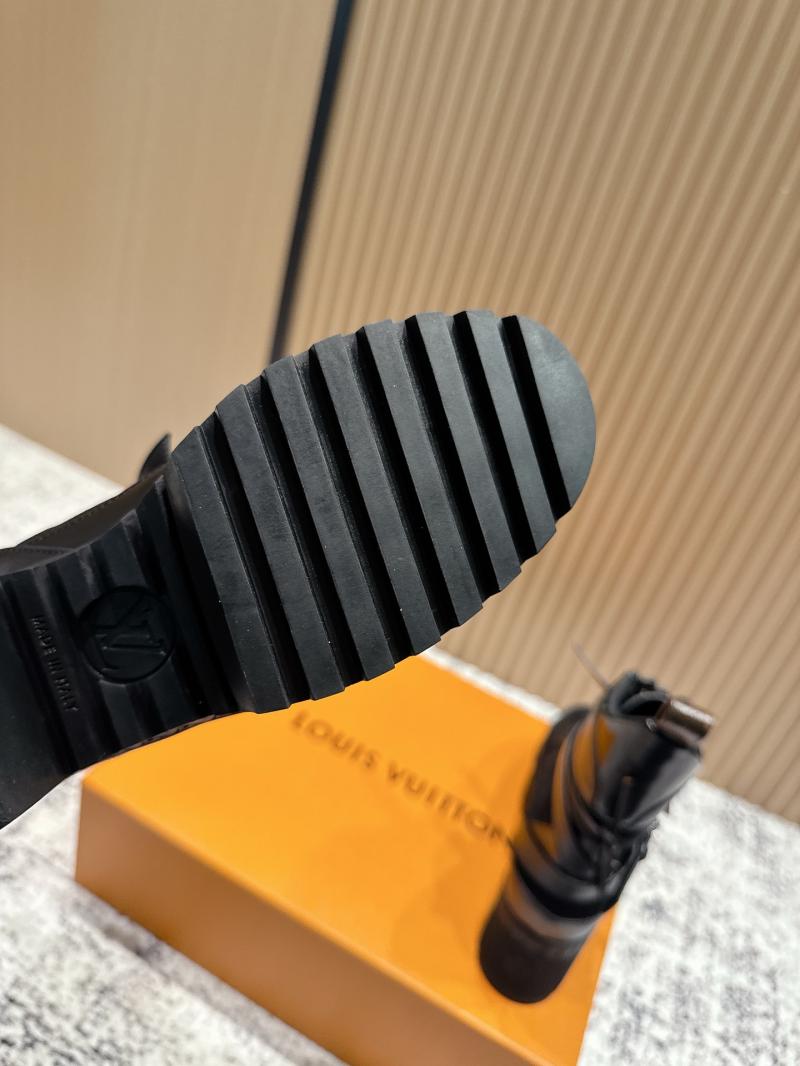 Louis Vuitton Boots DLS112520