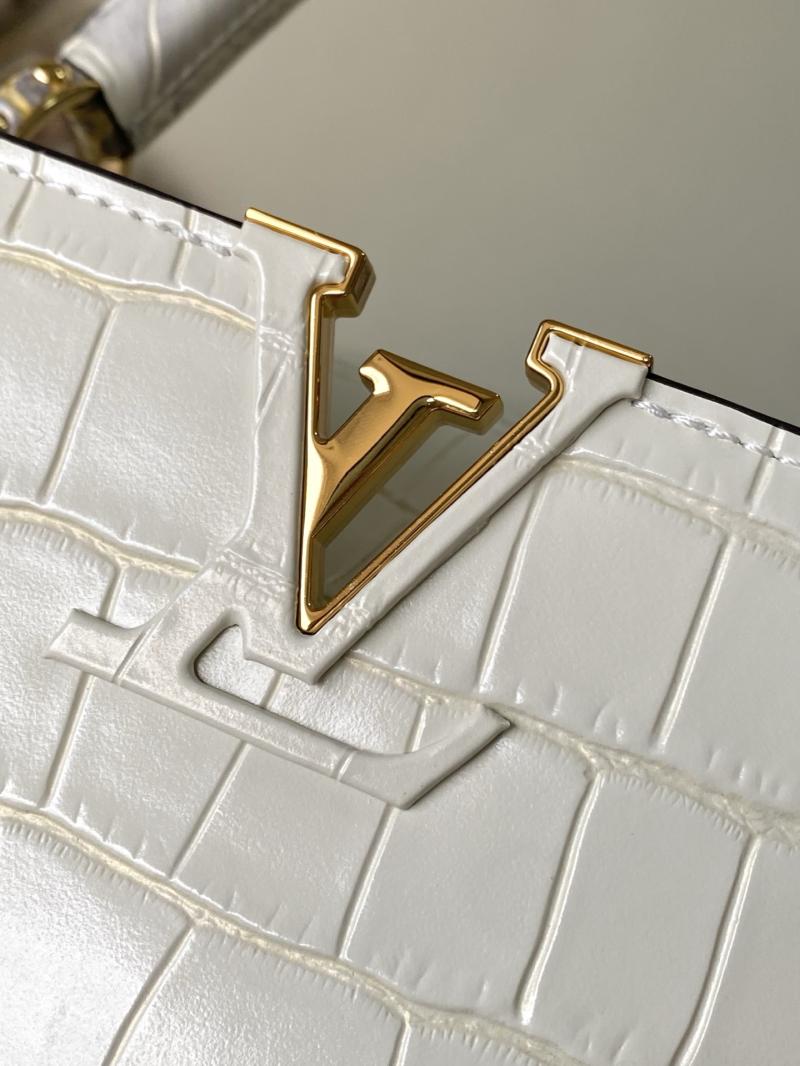 Louis Vuitton Capucines BB N93163