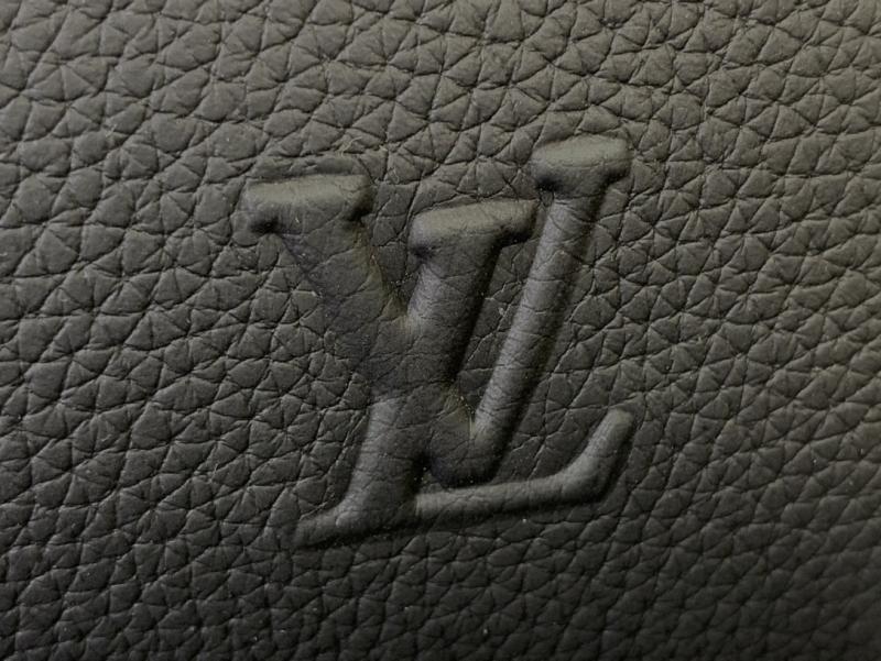Louis Vuitton Keepall Bandouliere 35 Black M25980