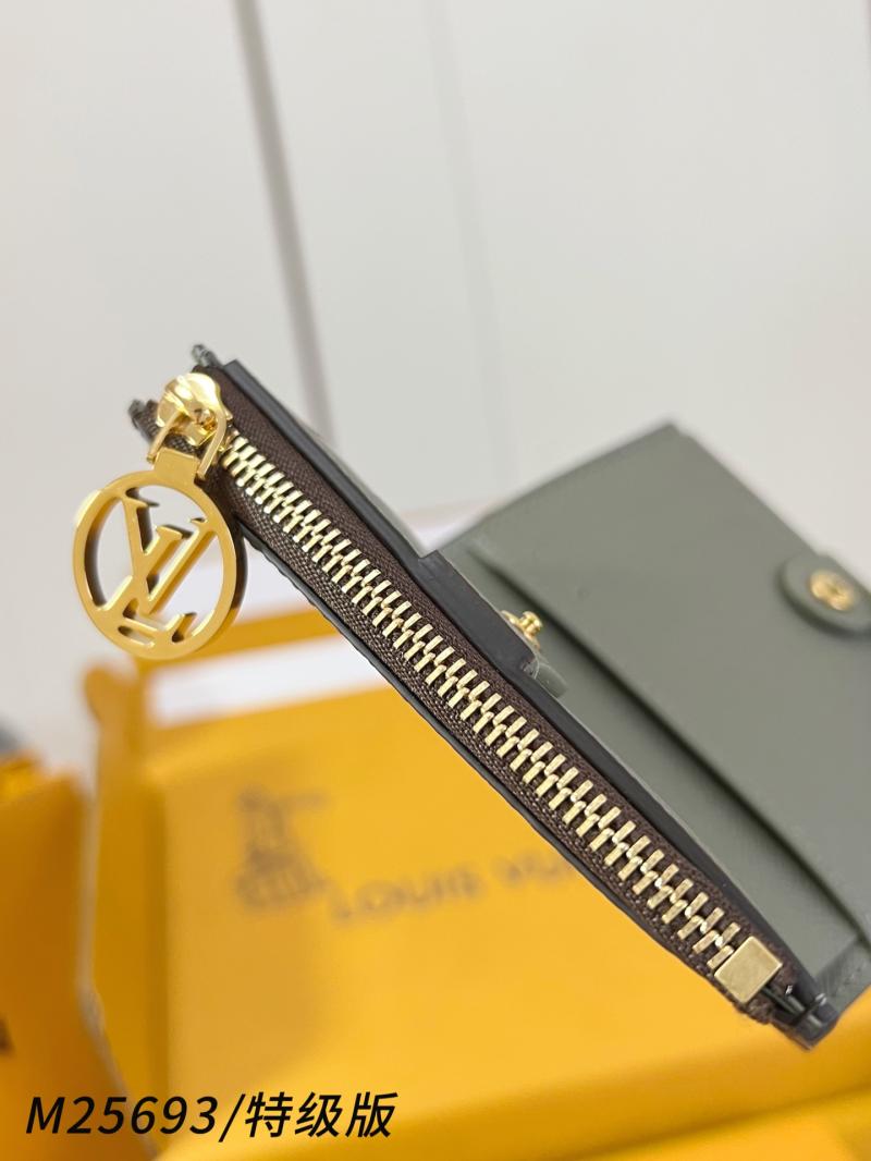 Louis Vuitton Lisa Wallet Grey M25693