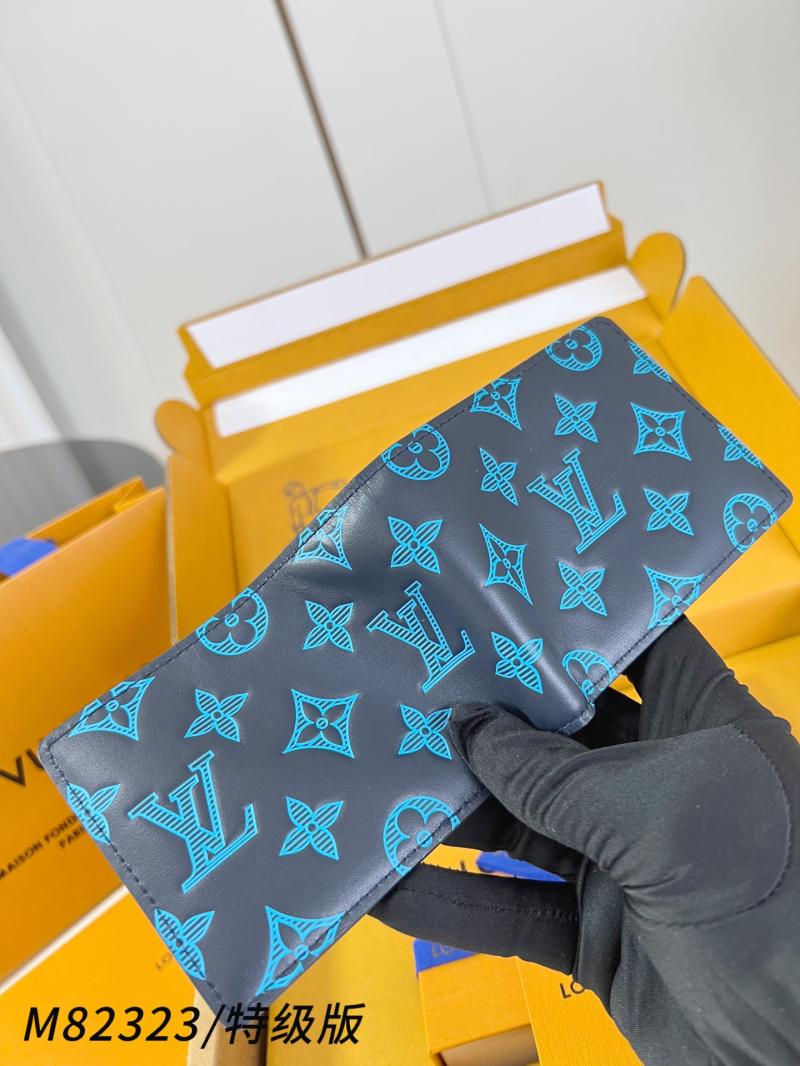 Louis Vuitton Multiple Wallet M82323