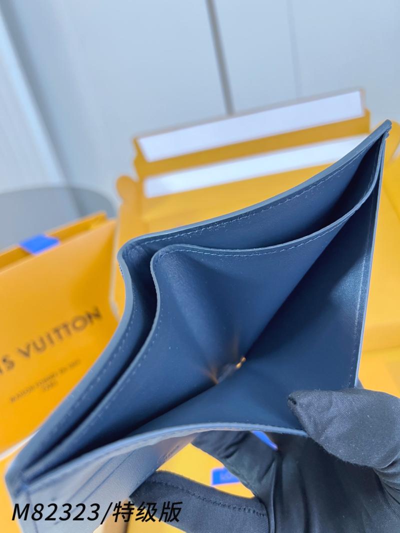 Louis Vuitton Multiple Wallet M82323