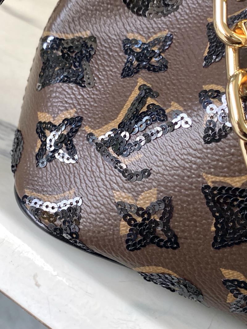 Louis Vuitton Noe BB M26284