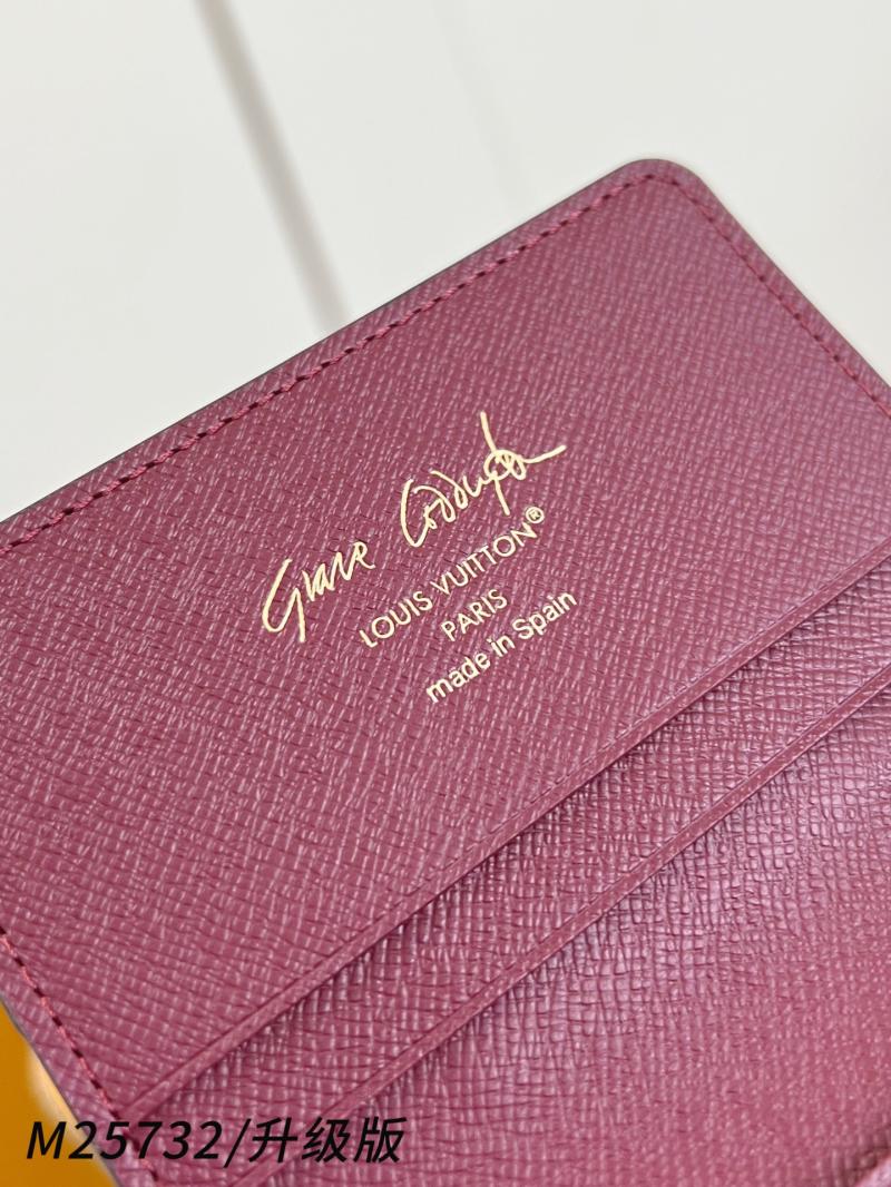 Louis Vuitton Pawket Purse M25732