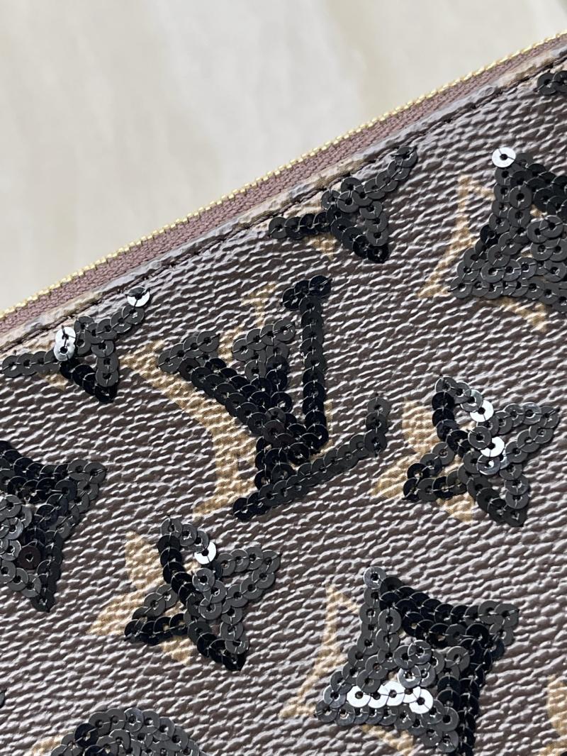 Louis Vuitton Pochette Accessoires M26473