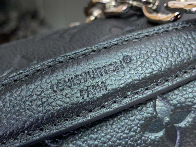 Louis Vuitton Pochette Metis East West Blue M26456