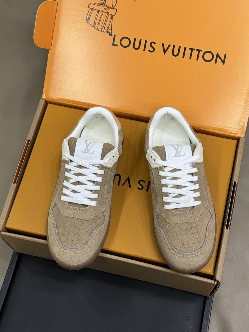 Louis Vuitton Sneakers DLS112501