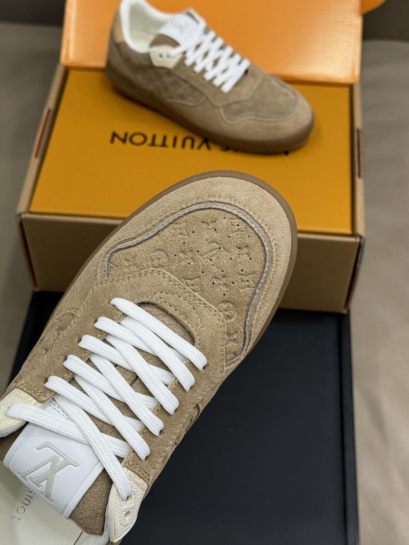 Louis Vuitton Sneakers DLS112501