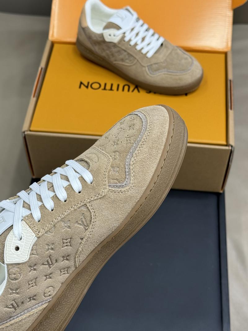 Louis Vuitton Sneakers DLS112501