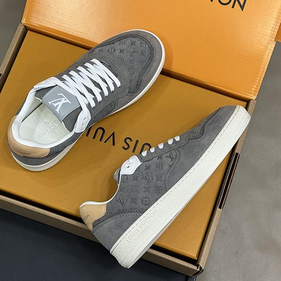 Louis Vuitton Sneakers DLS112502