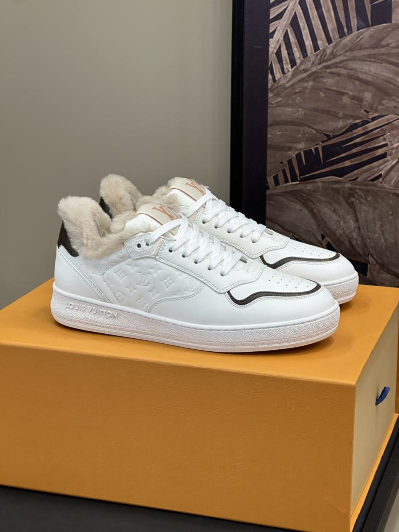 Louis Vuitton Sneakers DLS112504
