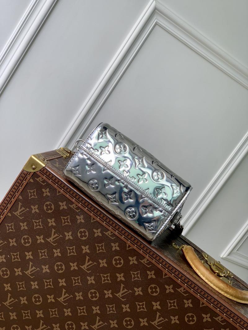 Louis Vuitton Speedy Bandouliere 20 Silver M11987