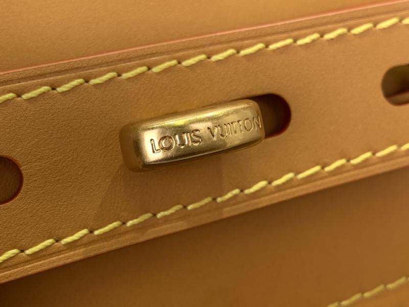Louis Vuitton Steamer 30 M25989