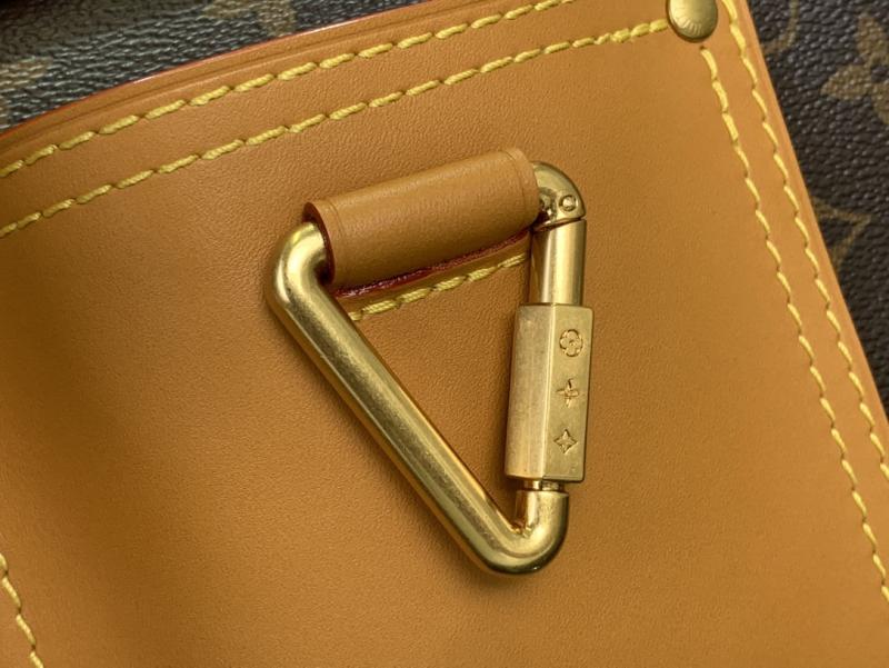 Louis Vuitton Steamer 30 M25989