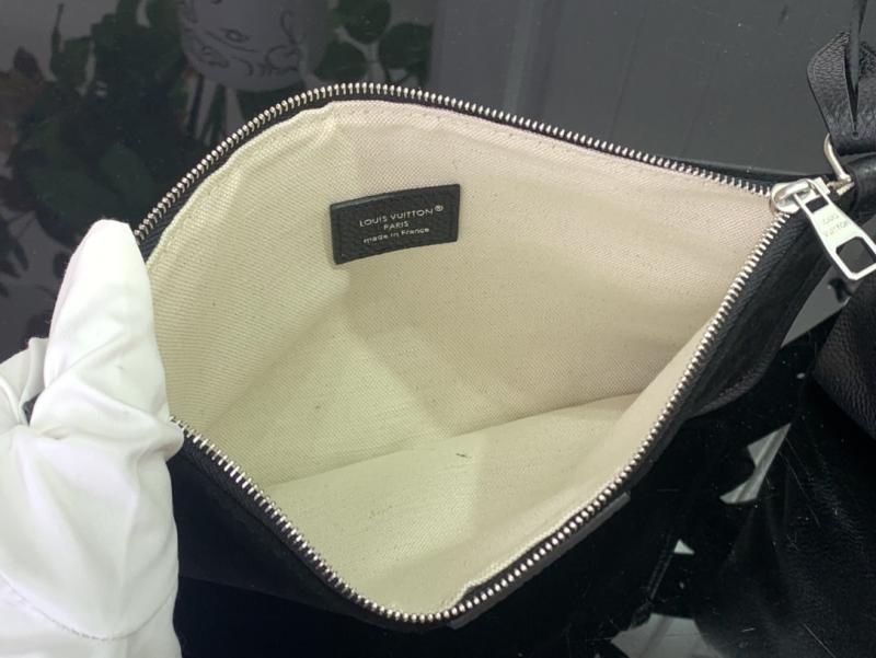 Louis Vuitton Verso Hobo Black M27022