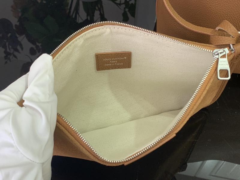 Louis Vuitton Verso Hobo Brown M27022