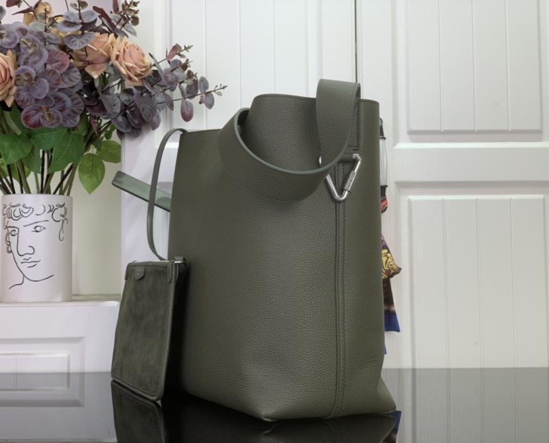 Louis Vuitton Verso Hobo Green M27022