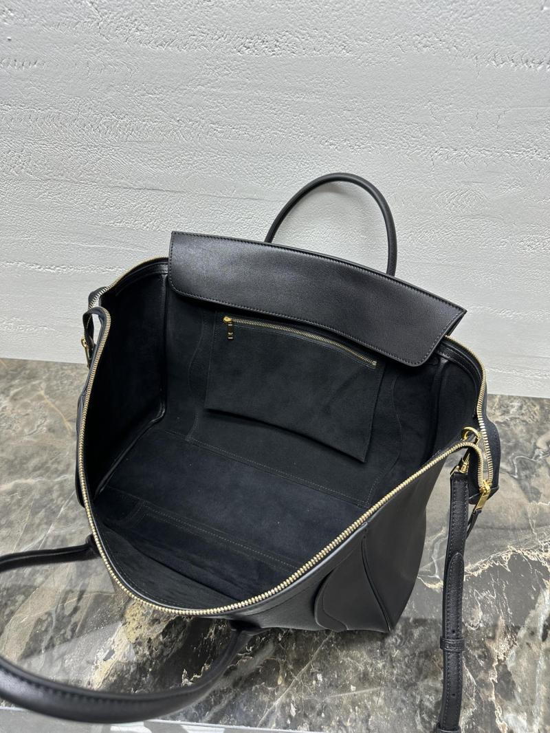 Medium Smiling New Luggage Black 123693