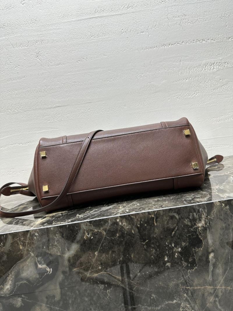 Medium Smiling New Luggage Dark Brown 123693