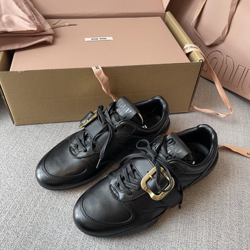 Miu Miu Sneakers DMS11101