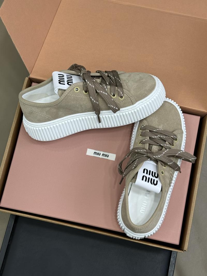 Miu Miu Sneakers DMS11103