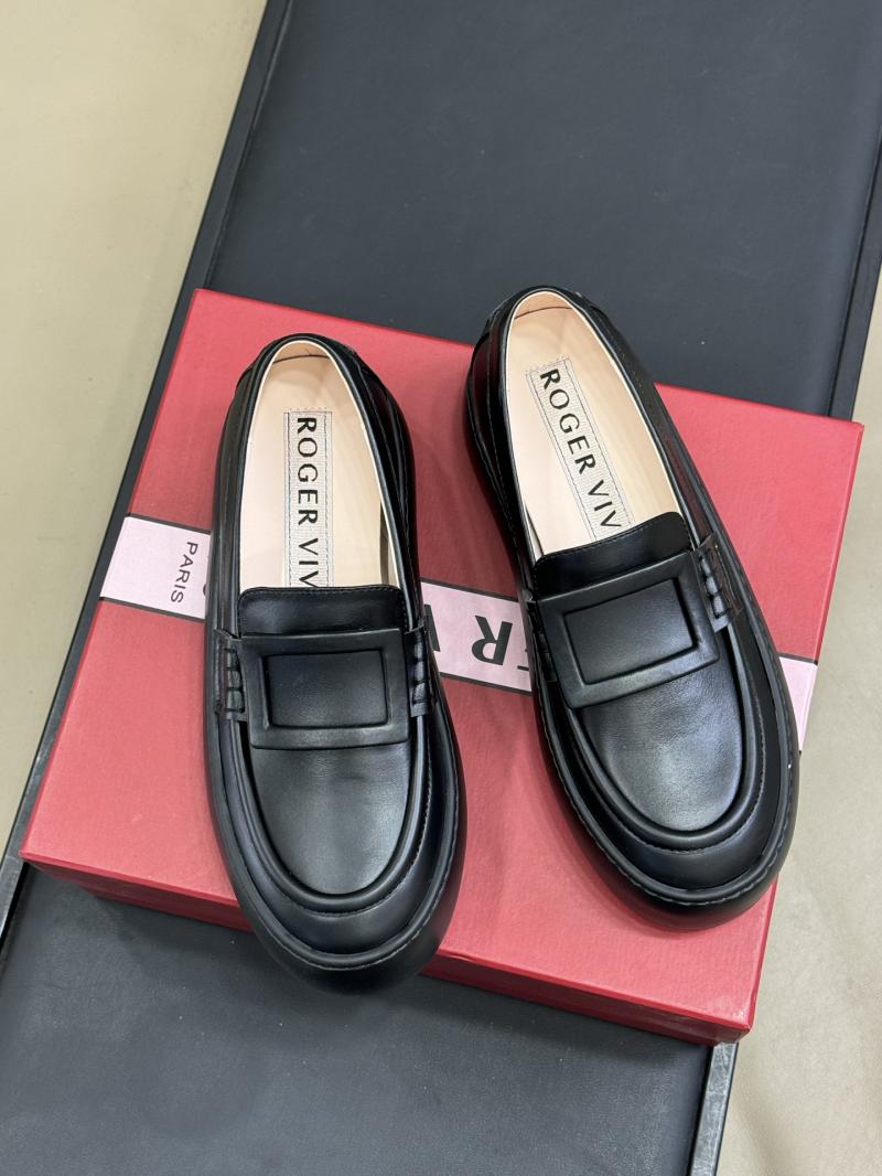 Roger Vivier Loafers DRL11101