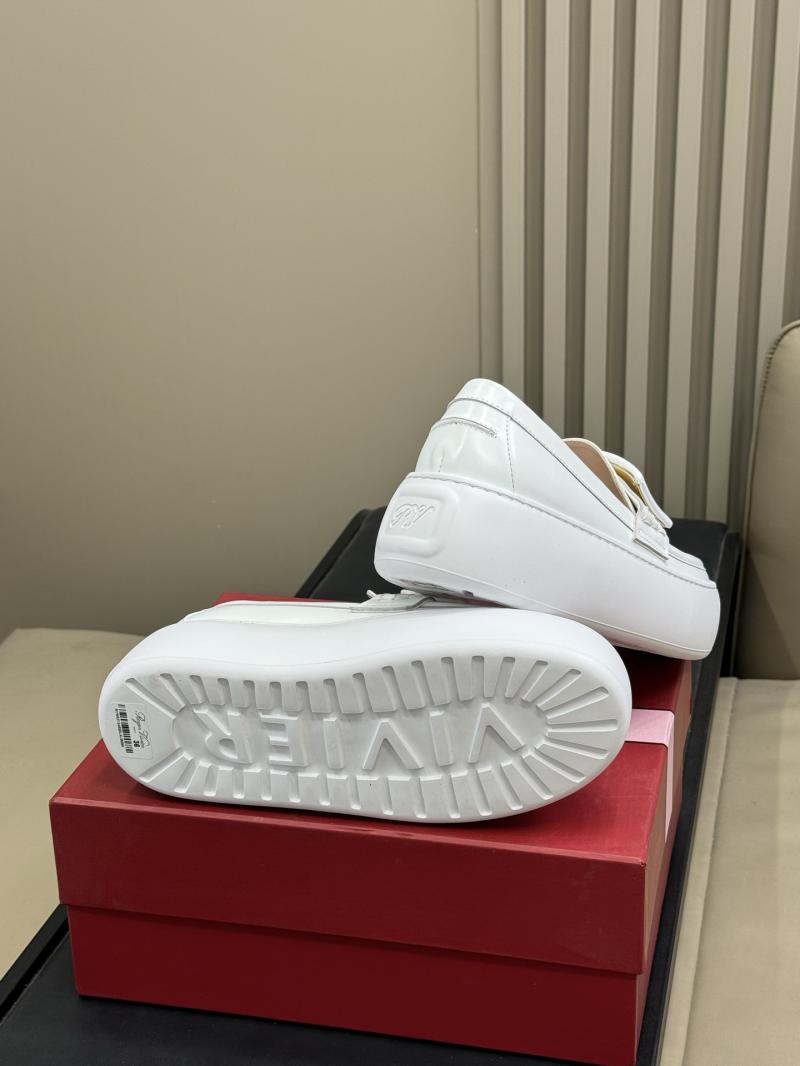 Roger Vivier Loafers DRL11102