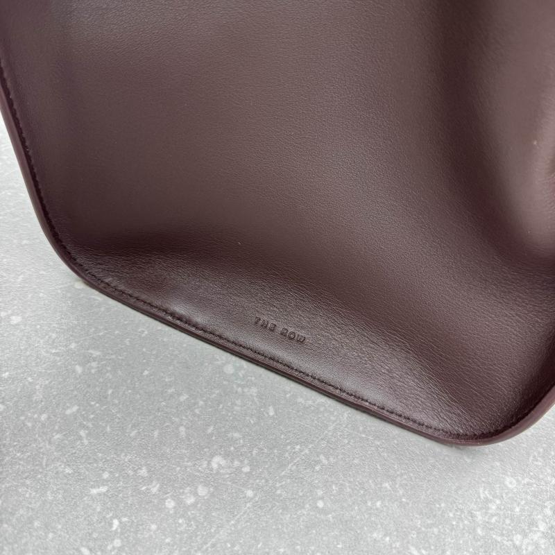 The Row Marlo 17 Smooth Leather Bag Coffee T1895