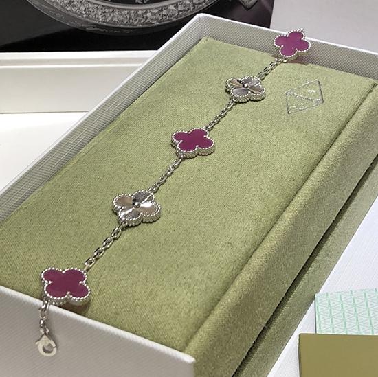 VCA Bracelet YVB102601