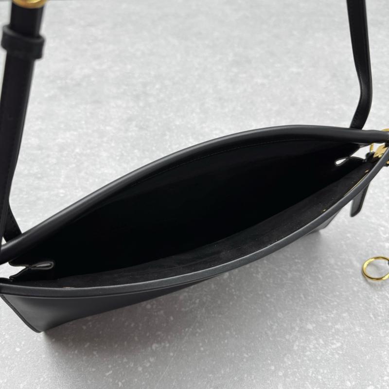 Alaia Le Click Eest West Medium Bag Black M4490