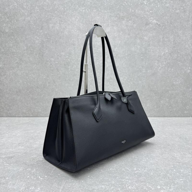 Alaia Le Teckel Calfskin Tote Bag Black L4425