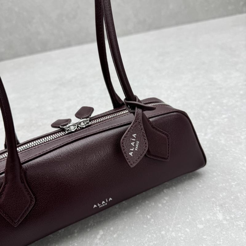Alaia Le Teckel Small Shoulder Bag Burgundy S4401
