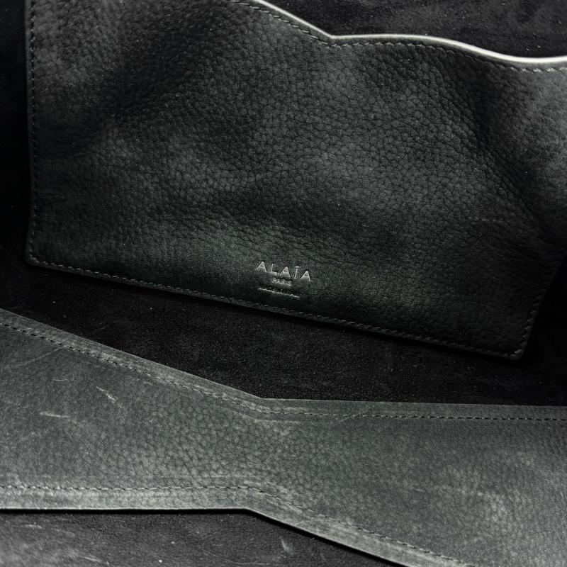 Alaia Le Teckel Small Suede Tote Bag Black S4425