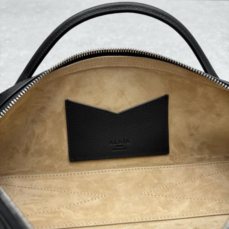 Alaia Le Teckel textured-leather Tote Black AL4499