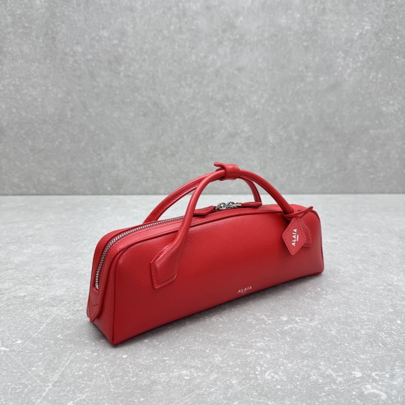 Alaia Le Teckel textured-leather Tote Red AL4499