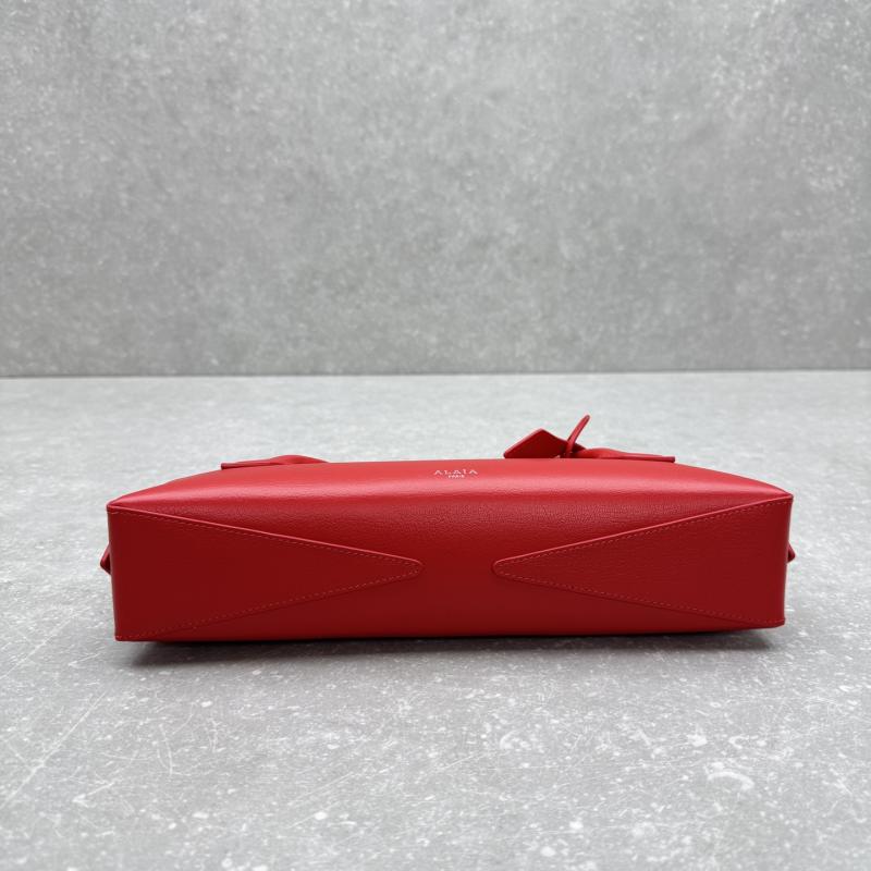 Alaia Le Teckel textured-leather Tote Red AL4499
