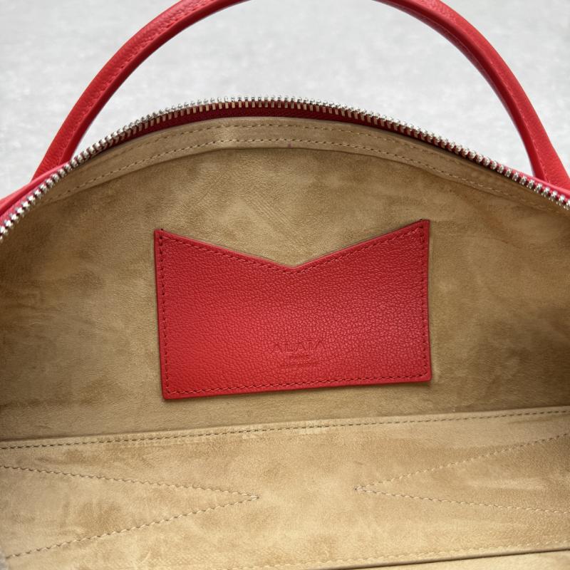 Alaia Le Teckel textured-leather Tote Red AL4499
