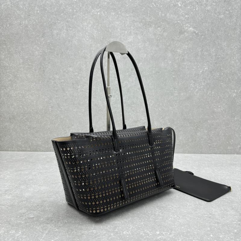 Alaia Neo Mina 32 Leather Tote Bag Black AL4422