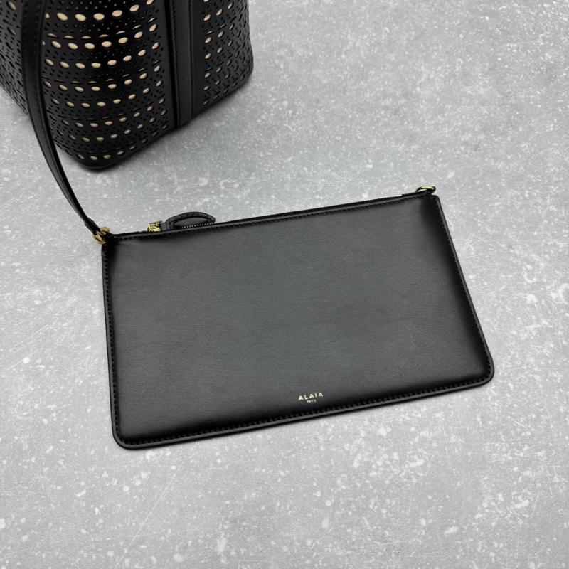 Alaia Neo Mina 32 Leather Tote Bag Black AL4422