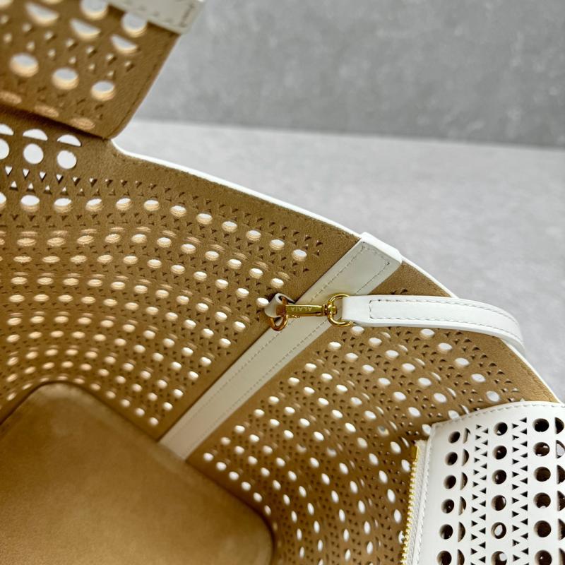 Alaia Neo Mina 32 Leather Tote Bag White AL4422