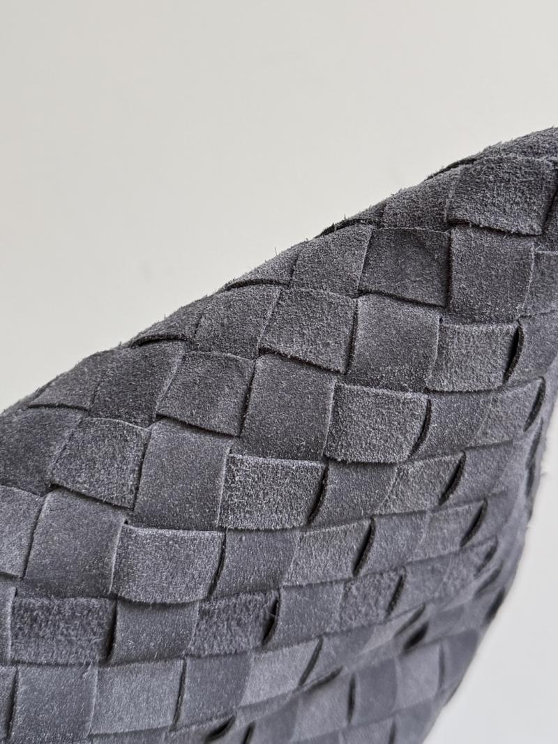 Bottega Veneta Suede Large Hop Graphite 763970