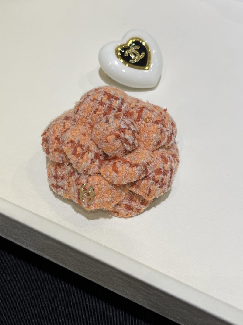 Chanel Brooch YCB120202