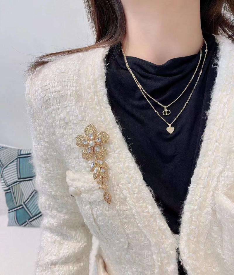 Chanel Brooch YCJ120712