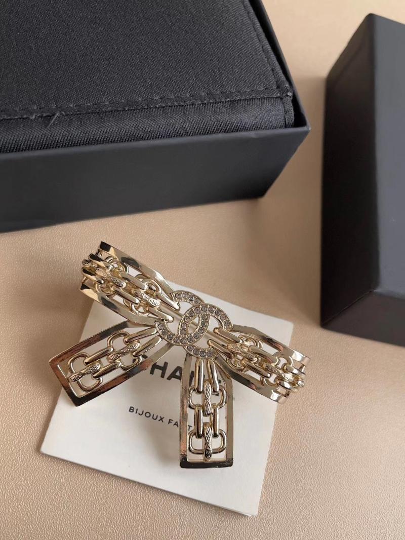 Chanel Brooch YCN120919