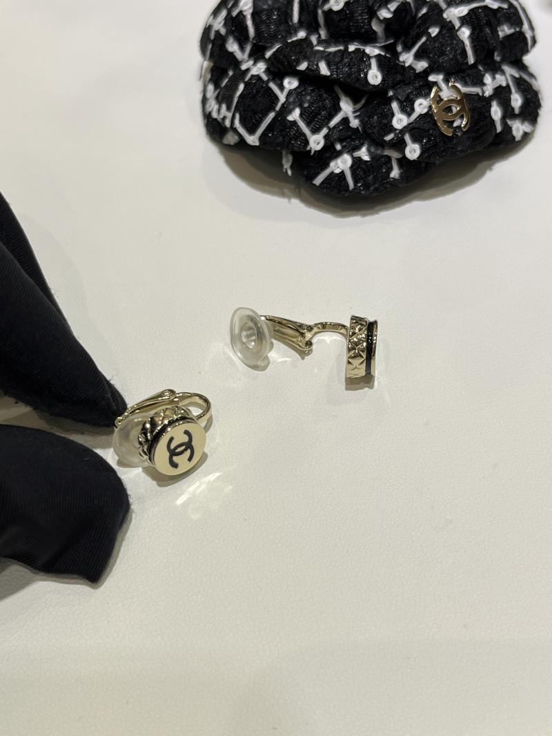 Chanel Earrings YCJ120714