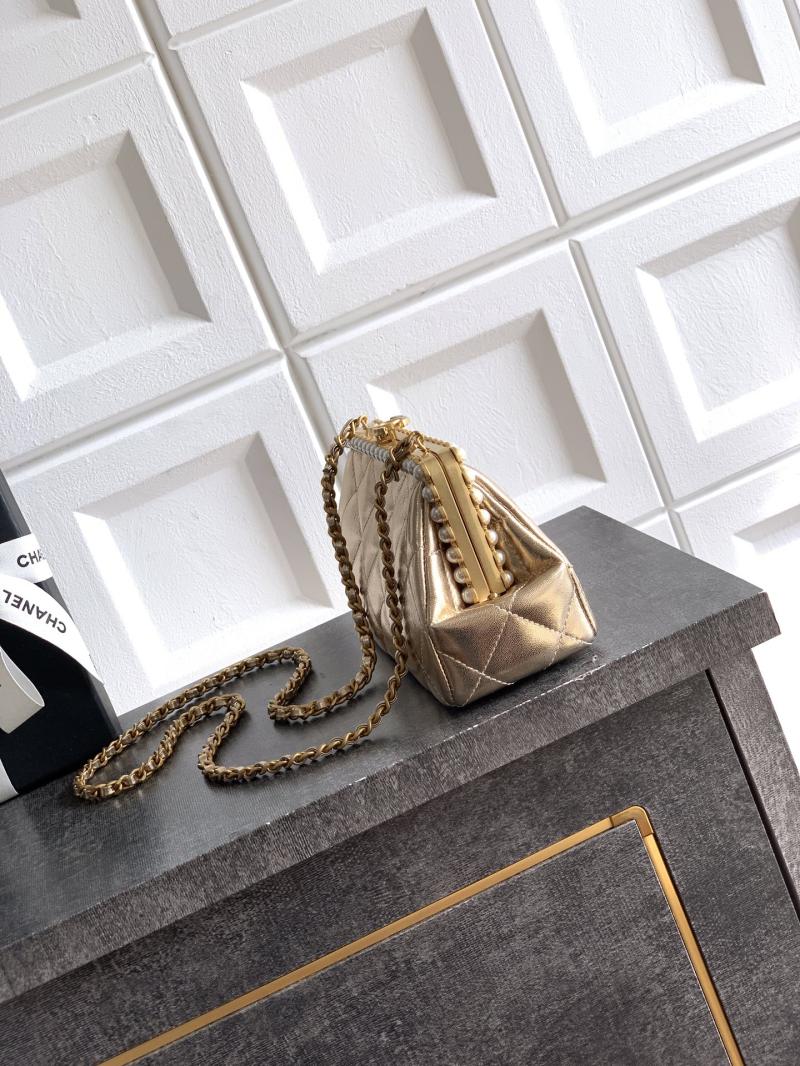 Chanel Lambskin Clutch Gold AS5912