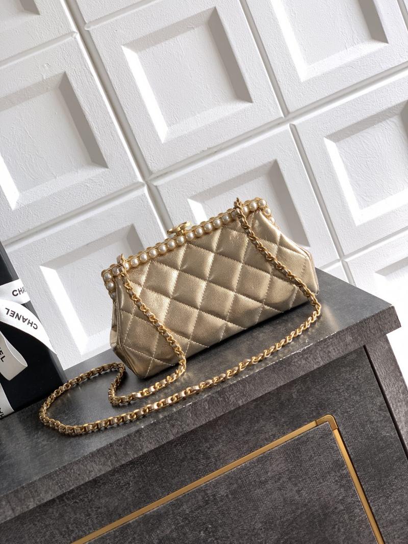 Chanel Lambskin Clutch Gold AS5912