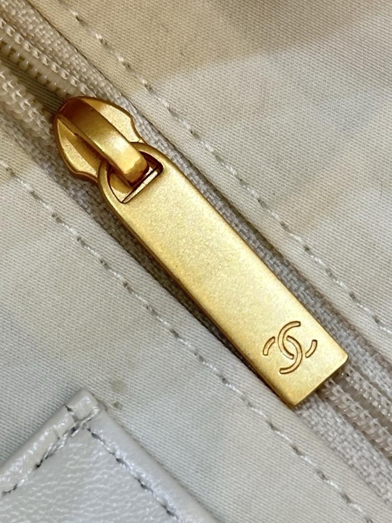 Chanel Large Hobo Bag White AS5967