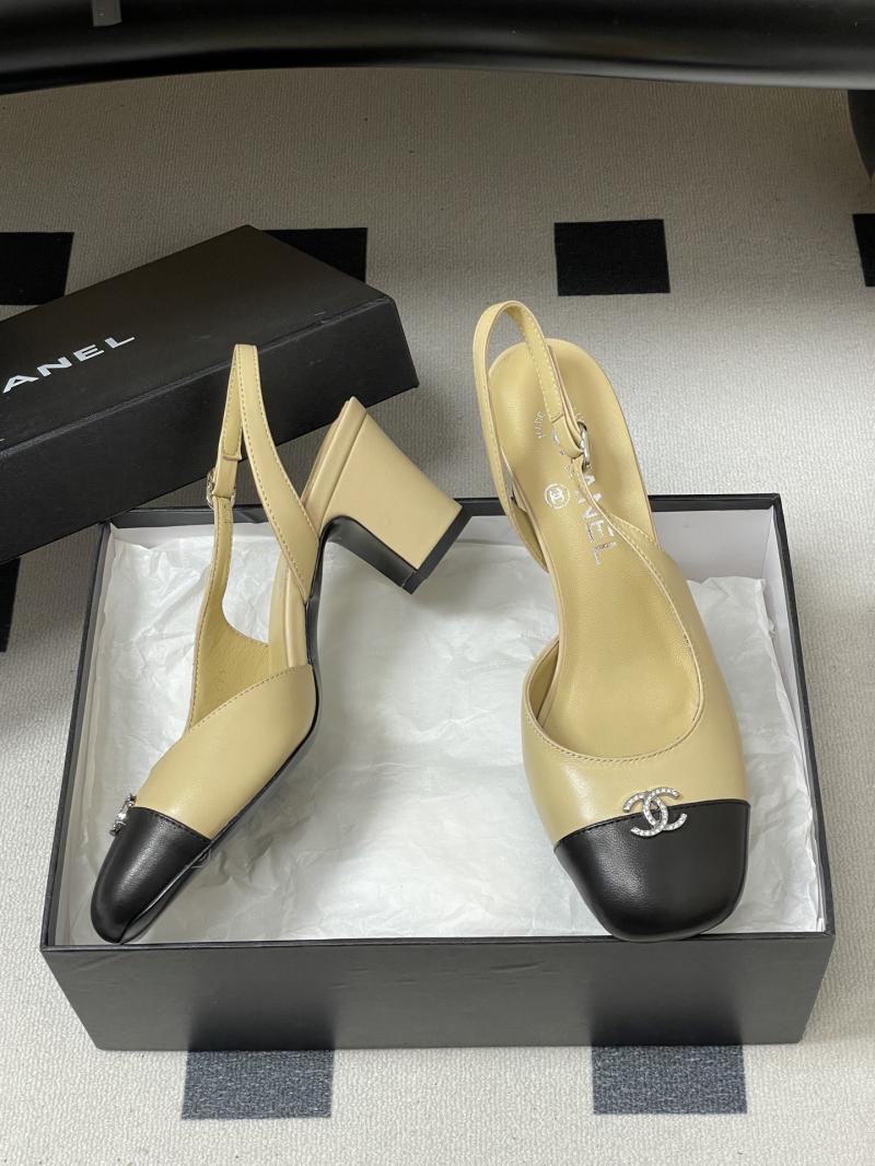 Chanel Pumps DCB121907
