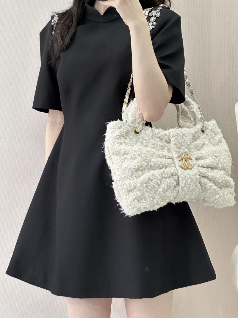 Chanel Tweed Bow bag Beige AS5851